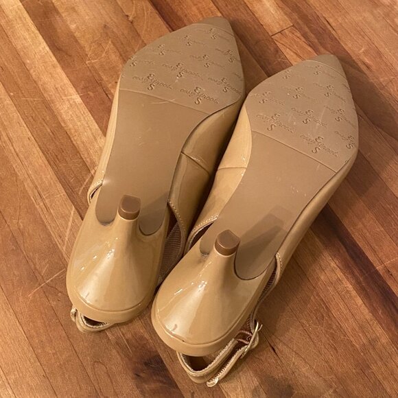 Kitten Heel Nude Sling Back Pump Women's Size 6 - Picture 9 of 10